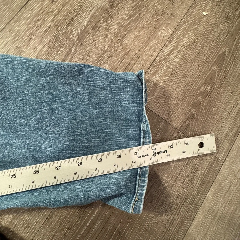 Levis socialflare curated